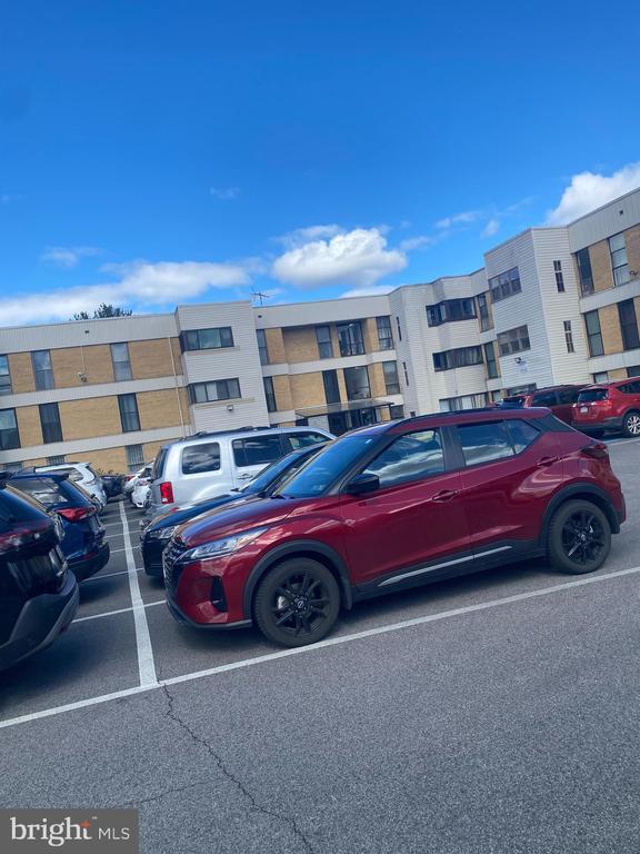 Building Photo - 2628 Welsh Rd