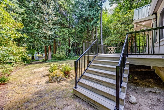 Building Photo - Charming 1-Bedroom Cottage Near Hood Canal...