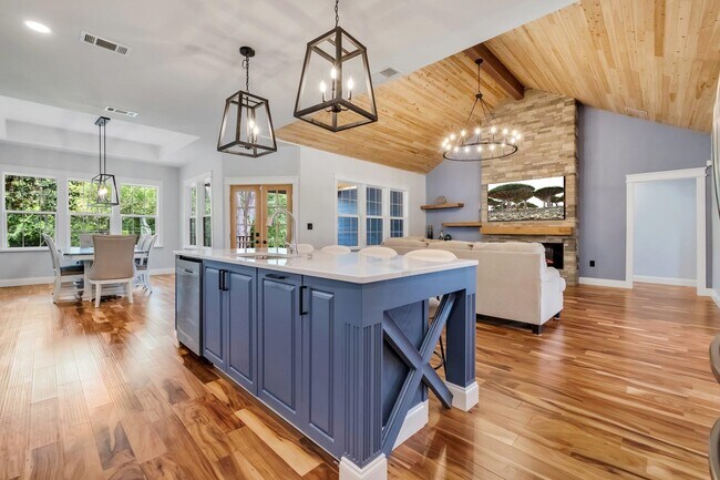 Building Photo - 3314 Mariana Oaks Dr