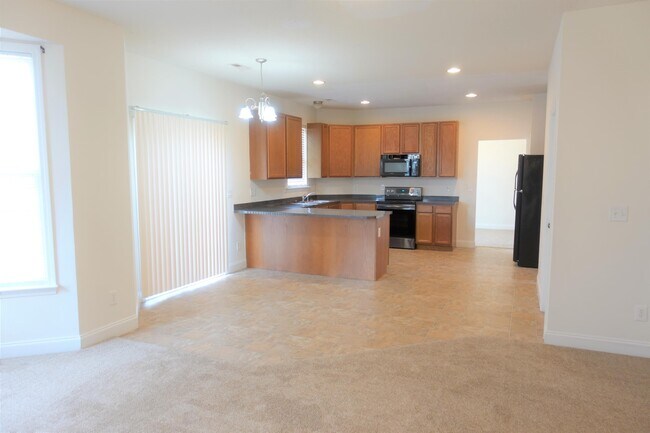 Building Photo - 445 Melbourne Ln