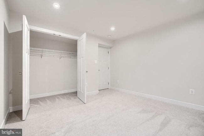 Building Photo - 13605 Otono Dr