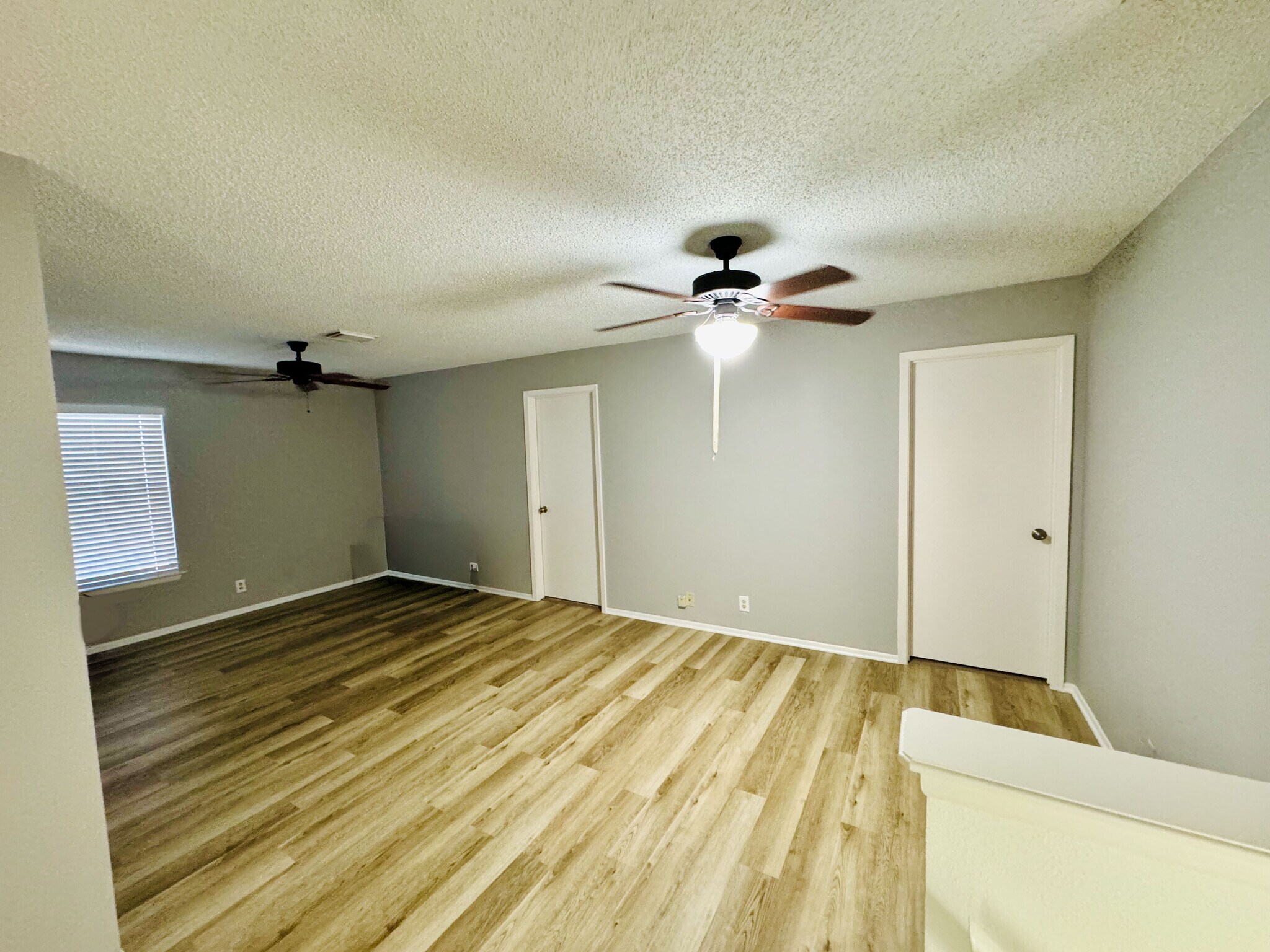 Building Photo - 9250 Ridge Path