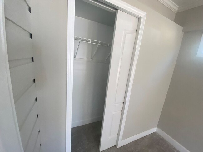 Building Photo - "Get ready to step into your new dream home – it's all set and waiting for you!"