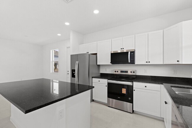 Building Photo - 4416 Longwood Lk Sq