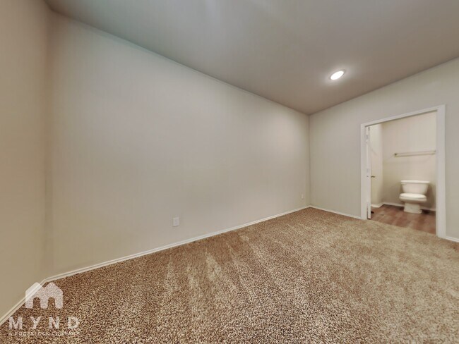 Building Photo - 11731 Miller Cir