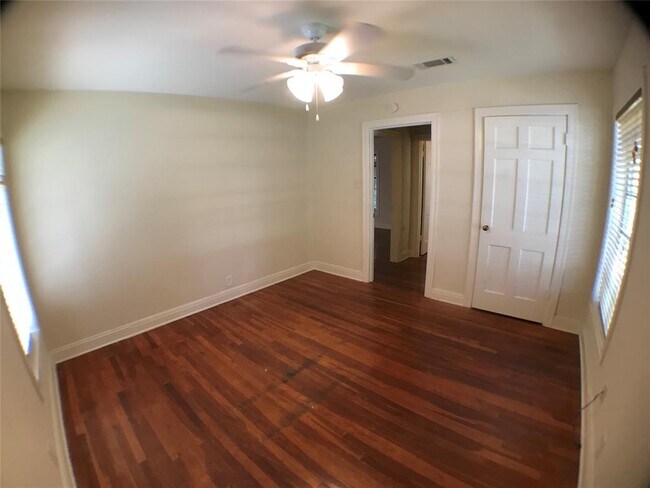 Building Photo - 2509 Enfield Rd