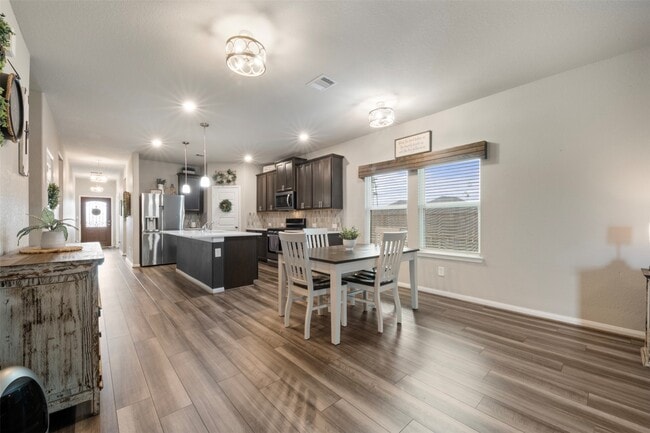 Building Photo - 13010 Red Blossom Cir
