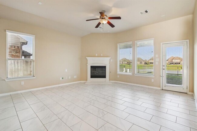 Building Photo - 4310 Treccia Ct