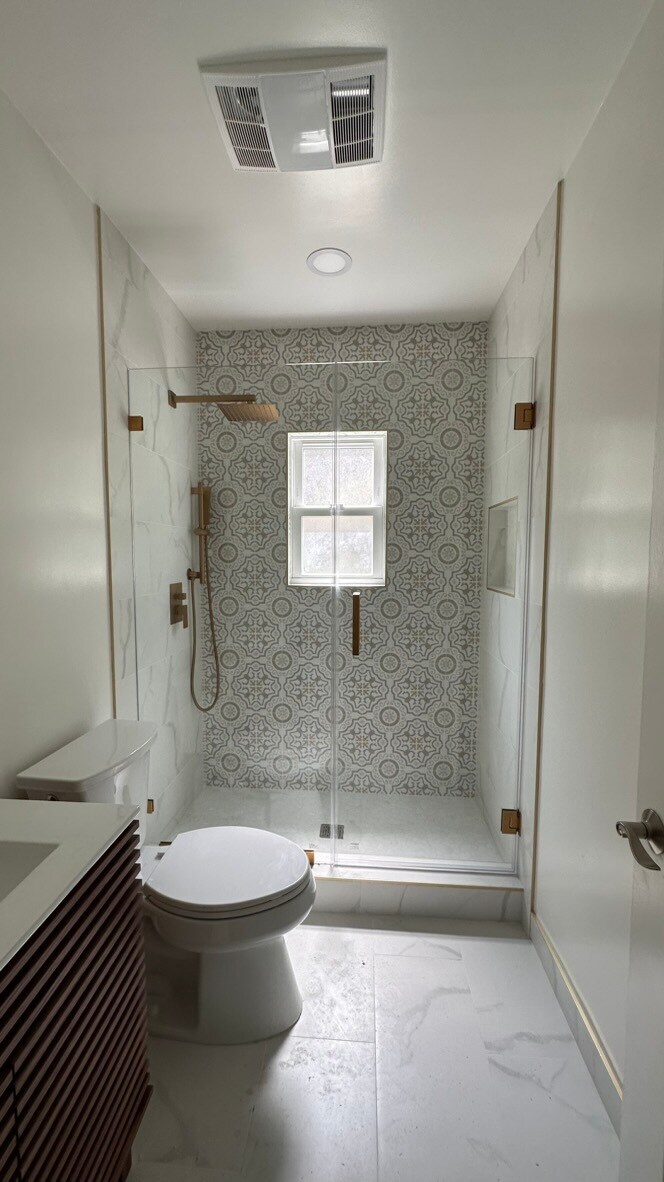 Bathroom - 3351 Hamilton Way