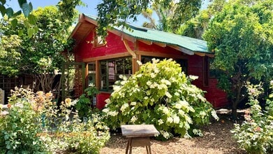 Building Photo - Charming Cabin Cottage Loft with Rustic Wa...