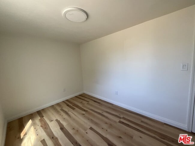 Building Photo - 8527 Arrow Blvd