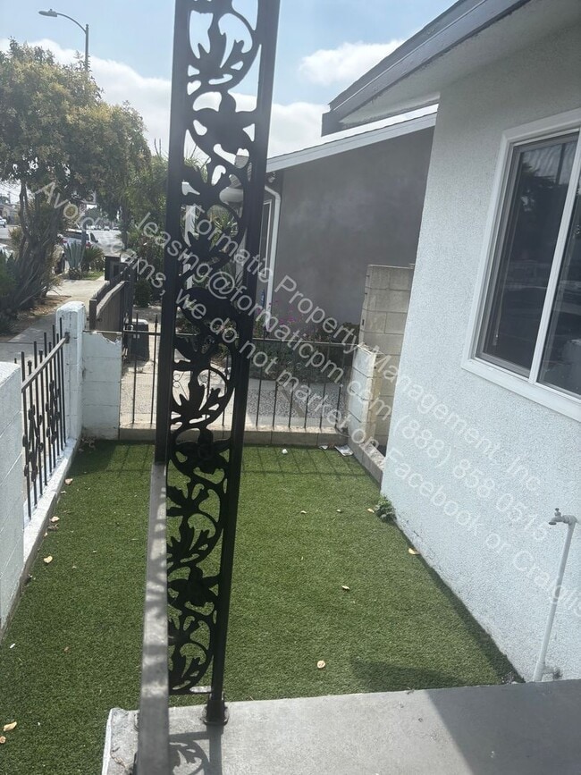 Building Photo - 120 E Century Blvd