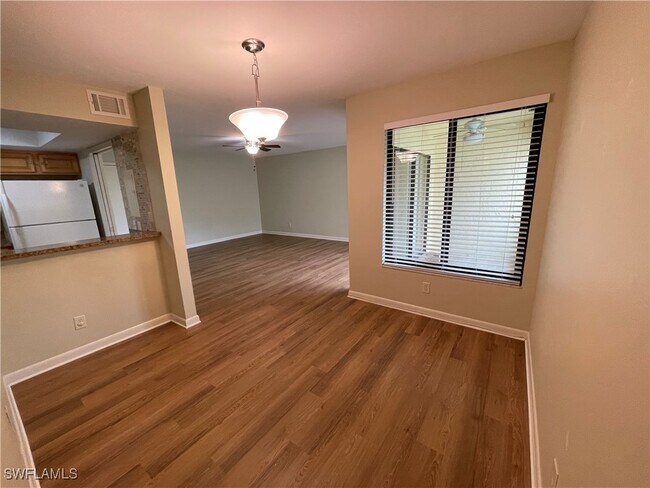 Building Photo - 3635 Boca Ciega Dr