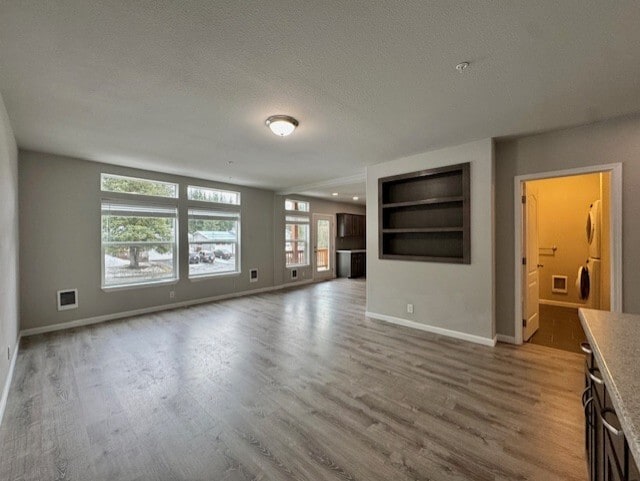 Building Photo - 4401 Riverside Dr