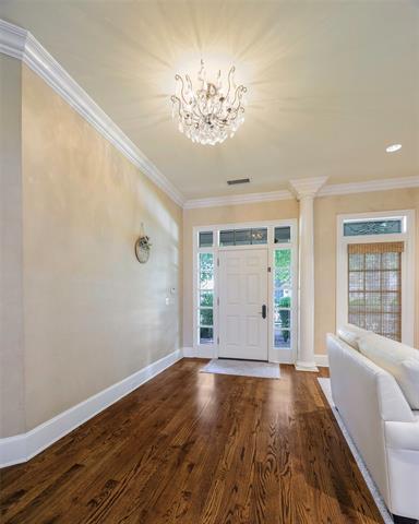 Building Photo - 6520 Twin Oaks Dr