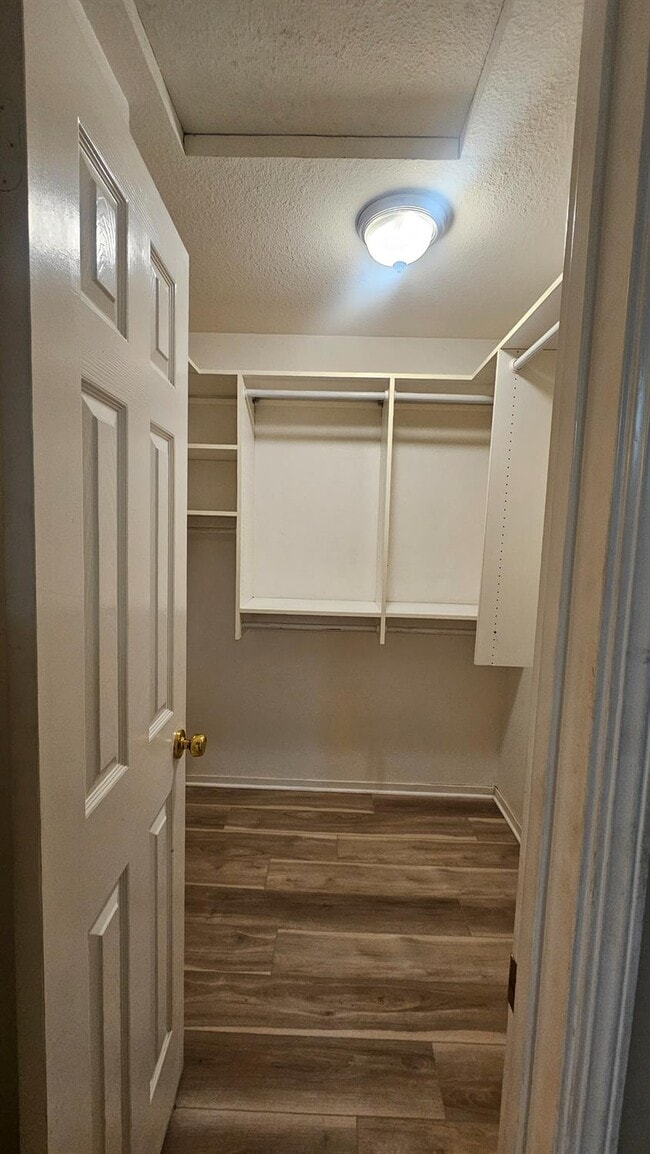 Building Photo - 3299 W Stuart Ave