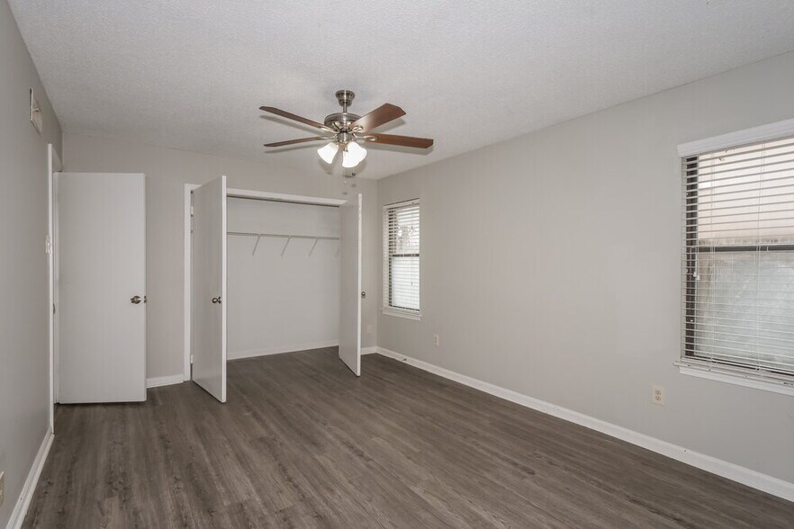 Building Photo - 6683 Beaverlodge Dr