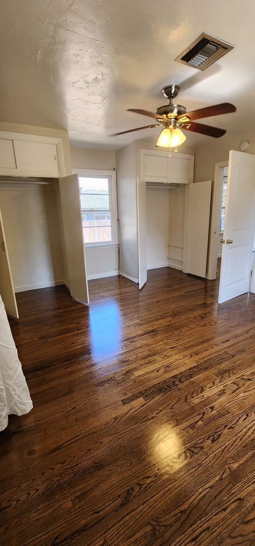 Building Photo - $500 REBATE!! Gorgeous Lemon Grove home with Vintage character!