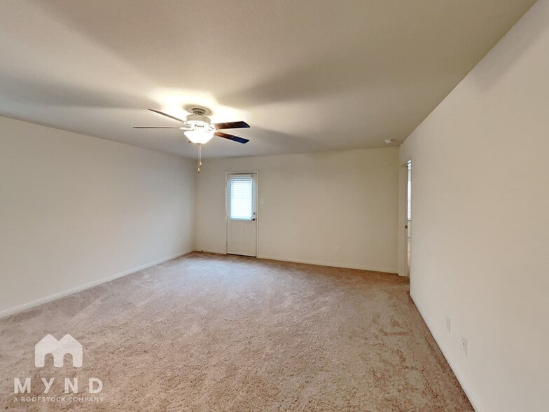 Building Photo - 7331 Anchor Cyn