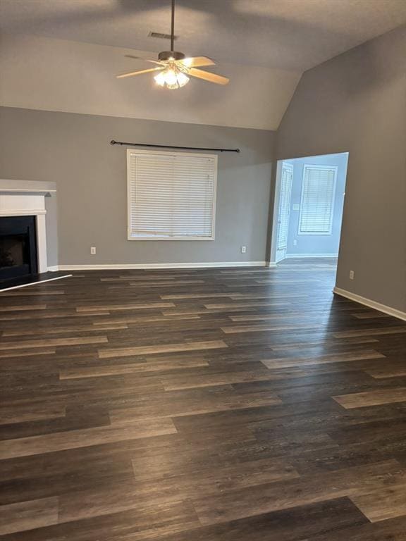 Building Photo - 2460 Huntington Dr