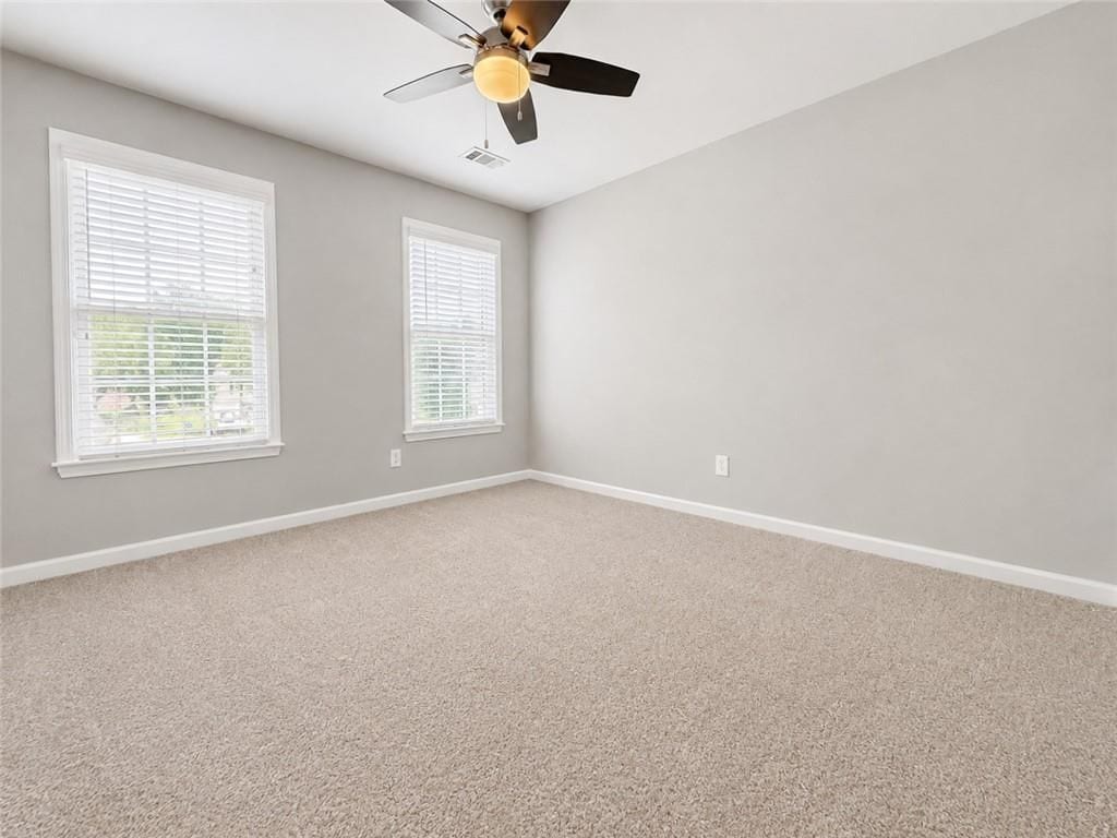Building Photo - 1707 Hidden Pond Cir