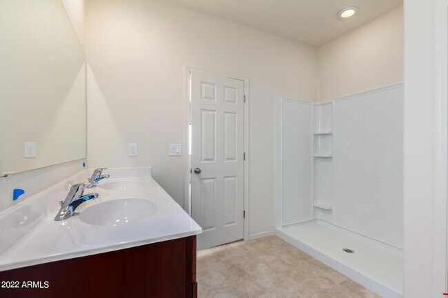 Building Photo - 10926 W Whitton St