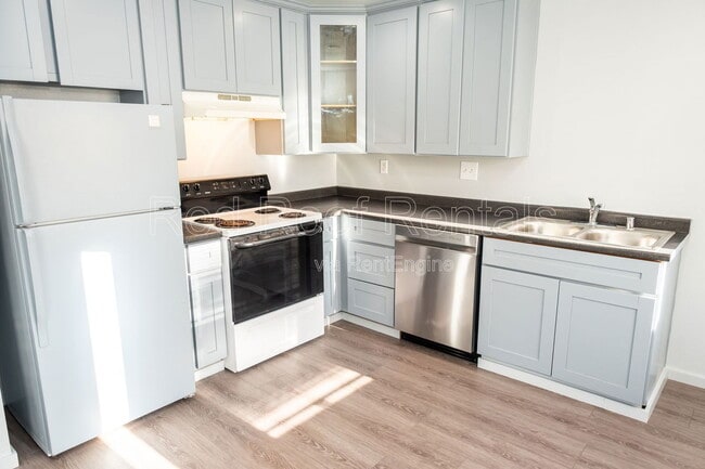 Building Photo - 3321 S Asotin St