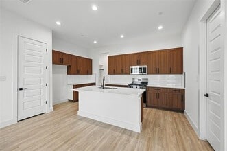 Building Photo - 3445 Sanjeev Dr