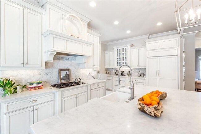 Building Photo - 2991 Sequoyah Dr NW