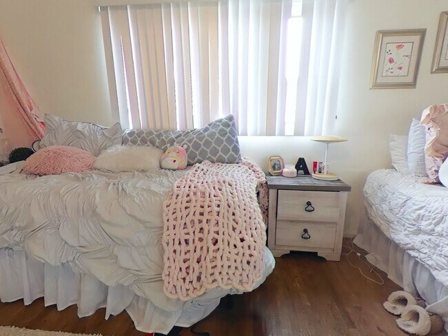 Building Photo - Huge 2 story 8 bed room Home: a hop and a skip from SDSU!  You will never be late to class!