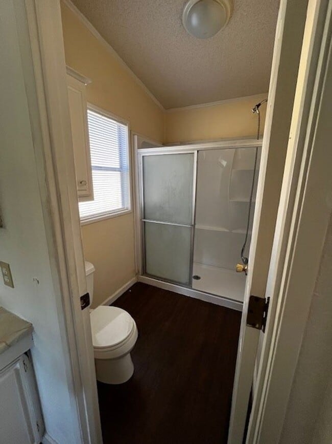 Building Photo - 21276 White Pine Dr