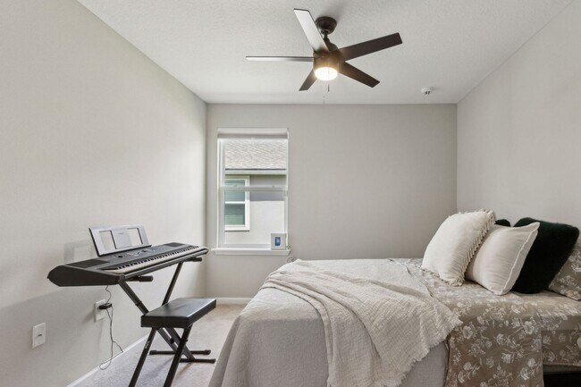 Building Photo - Home for rent