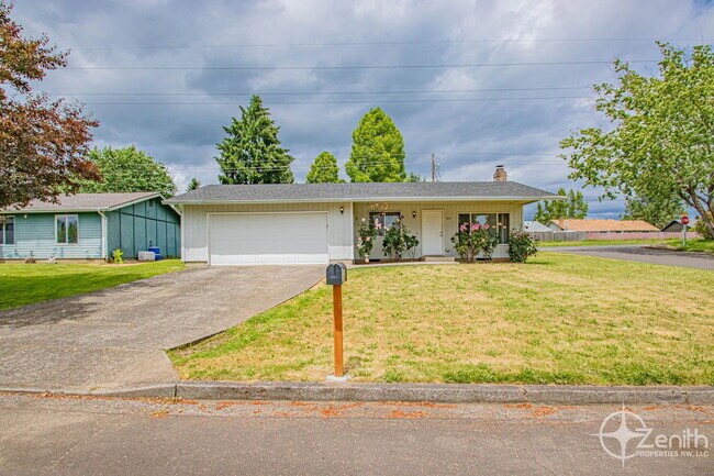 Building Photo - 1814 NW 98th St