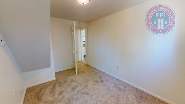 Building Photo - Beaumont - Prime Location!  Great Floor-Plan, Fully Fenced Yard, Pet Friendly!!