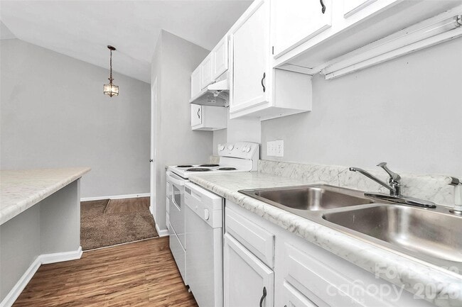 Building Photo - 6146 Meadow Rose Ln