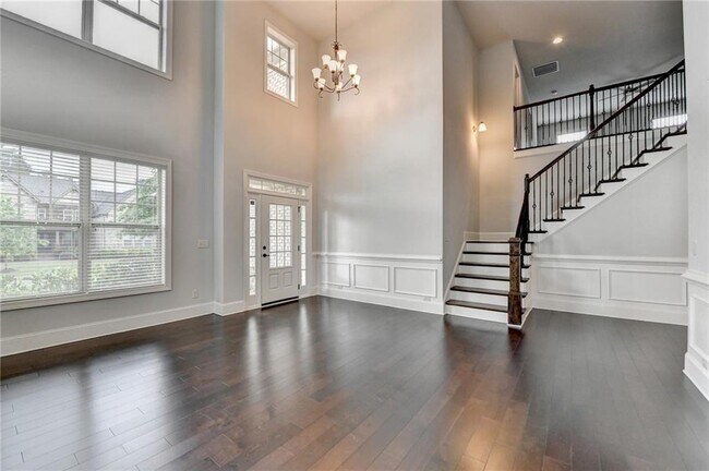 Building Photo - 9270 Colham Dr