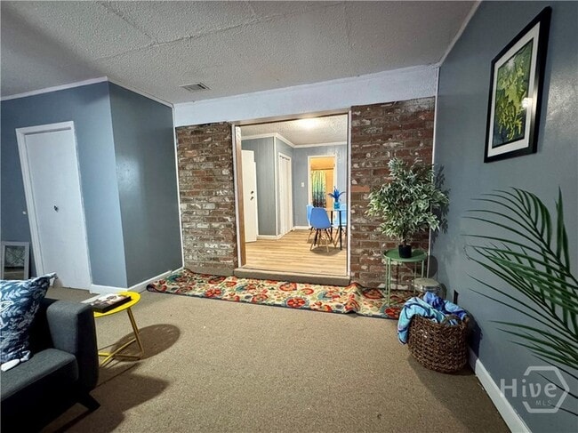 Building Photo - 12439 Largo Dr