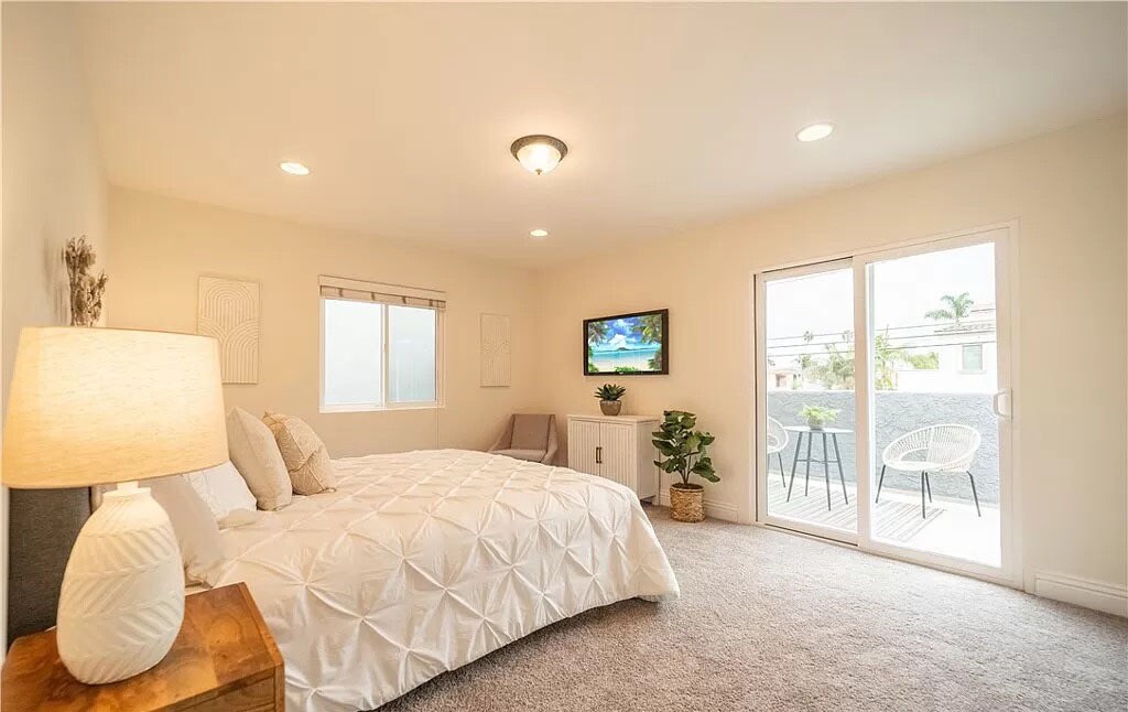 Building Photo - 919 Alabama St