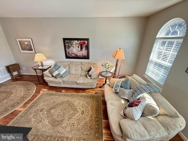 Building Photo - 14050 Cannondale Way