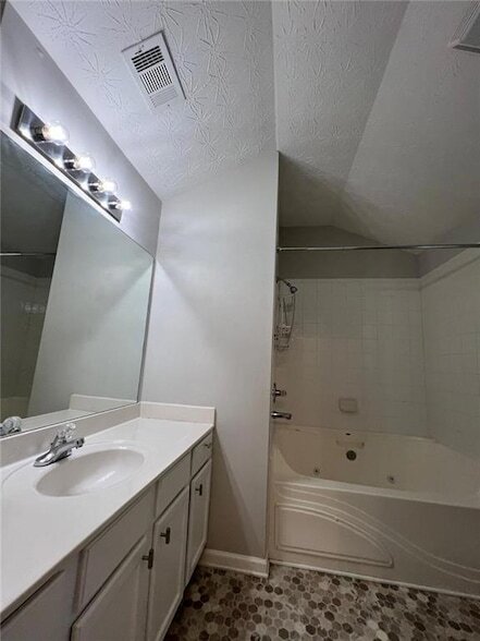 Building Photo - 3795 Austin Park Ln