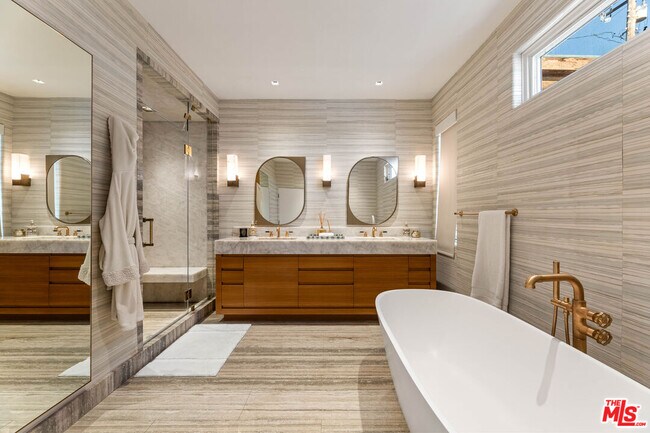 Building Photo - 42580 Pacific Coast Hwy