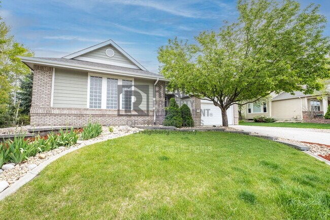 Building Photo - 5436 Hunter Dr