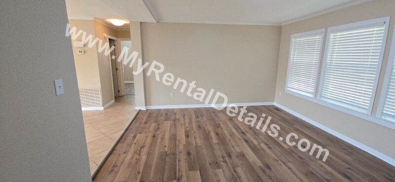 Building Photo - 11 Wayside Rd