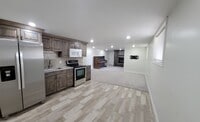 Building Photo - 1 Bedroom Apartment in Hildale, Don't miss out on this charming rental property! -Move In ready