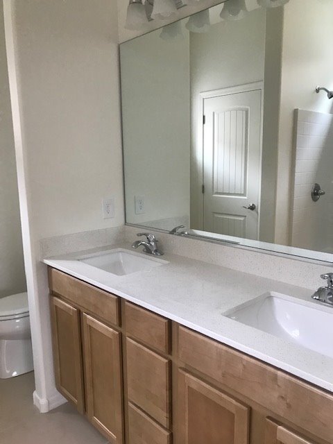 Building Photo - Coming Soon.....3 bed 2 Bath in The Villas on Elm Contact Property Pros Property Management