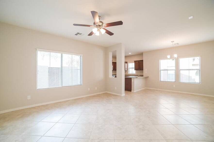 Building Photo - 41713 N Globe Ct