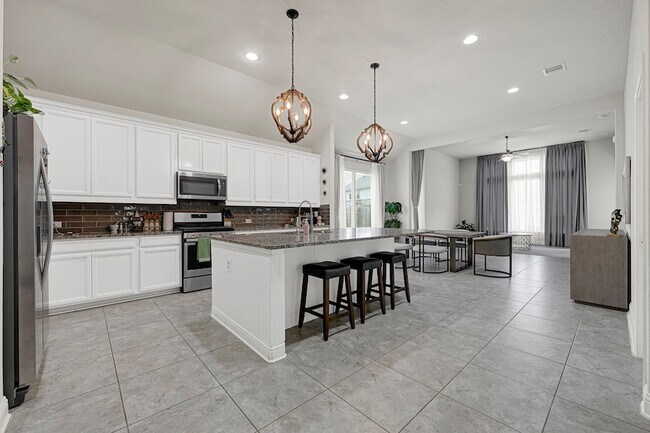 Building Photo - 8126 Lockridge Terrace Ln