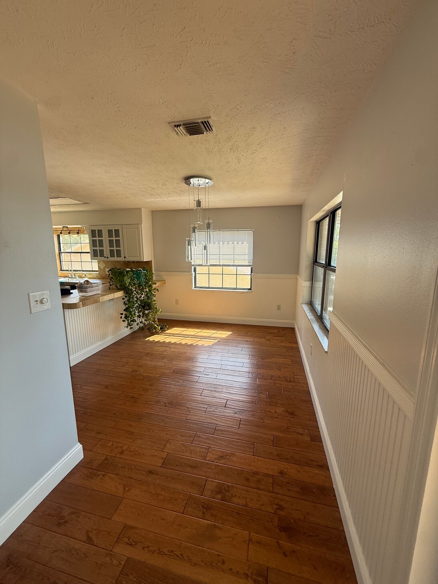 Building Photo - 10180 SE 139th Pl