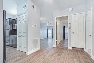 Building Photo - Charming One Bedroom Condo in Richardson!