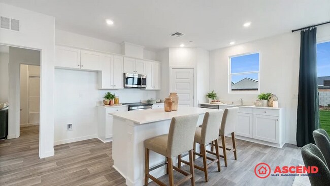 Building Photo - Stunning Newly Built Home In Gossamer Grove!